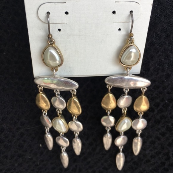 NEW “LUCKY BRAND” EARRINGS - Picture 2 of 3